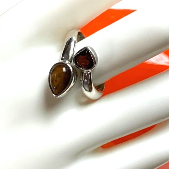 Solid Vintage Tiger Eye and Garnet Semi-Precious Gemstone Ring- SZ 9 1/4 - Picture 1 of 6